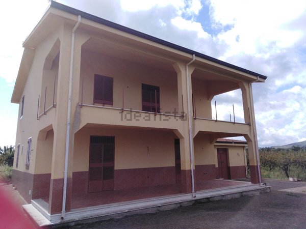 casa indipendente in vendita a Partinico