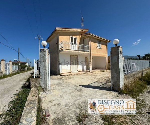 casa indipendente in vendita a Partinico