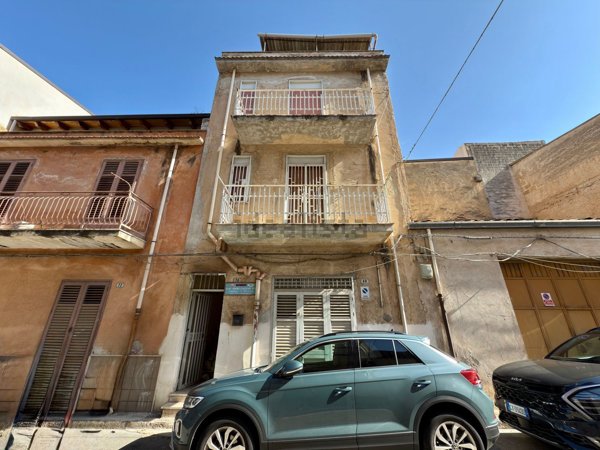 casa indipendente in vendita a Partinico