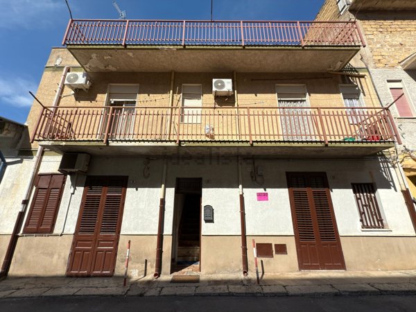 casa indipendente in vendita a Partinico