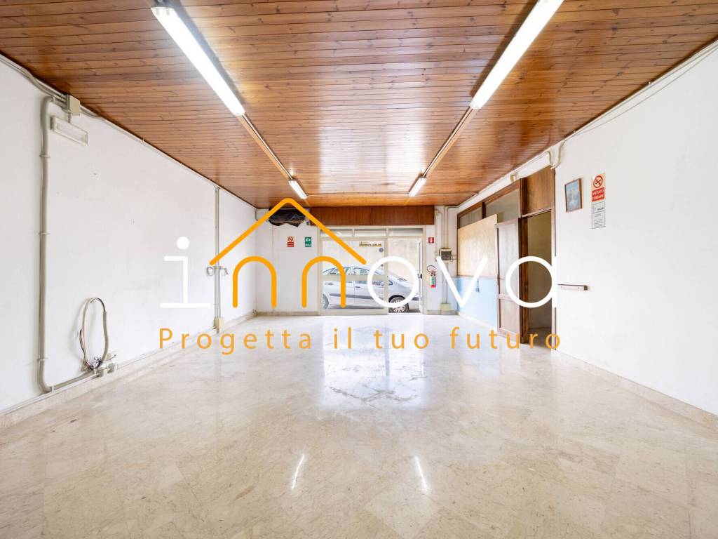 negozio in vendita a Partinico