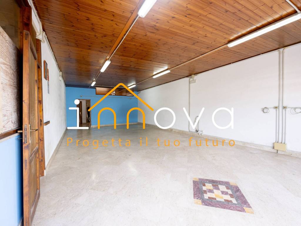 negozio in vendita a Partinico