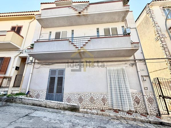 appartamento in vendita a Partinico