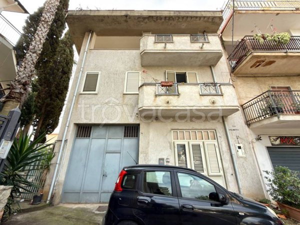 casa indipendente in vendita a Partinico