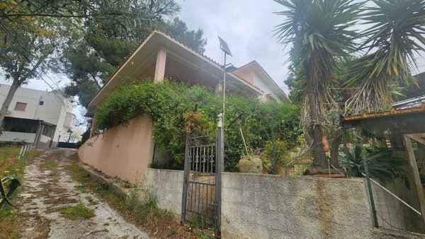 casa indipendente in vendita a Partinico