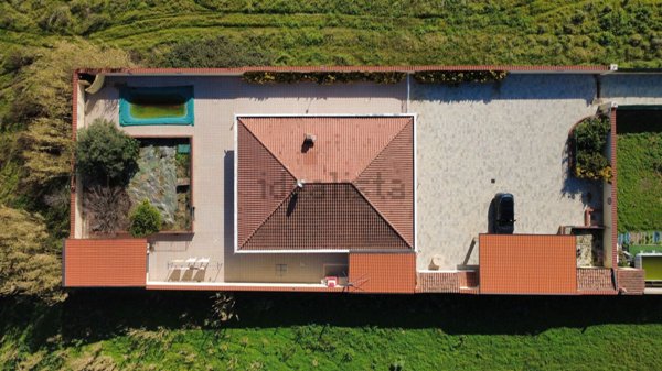 casa indipendente in vendita a Partinico in zona Parrini