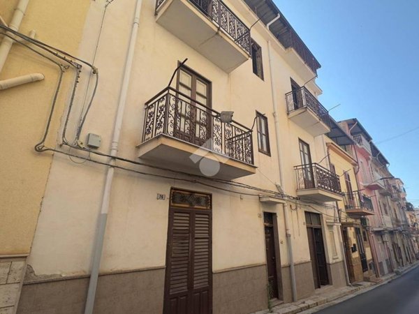casa indipendente in vendita a Partinico