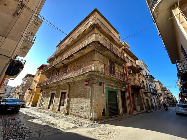 casa indipendente in vendita a Partinico