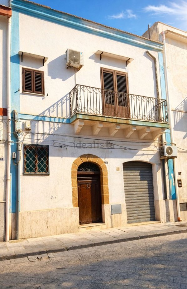 pentavano in vendita a Partinico