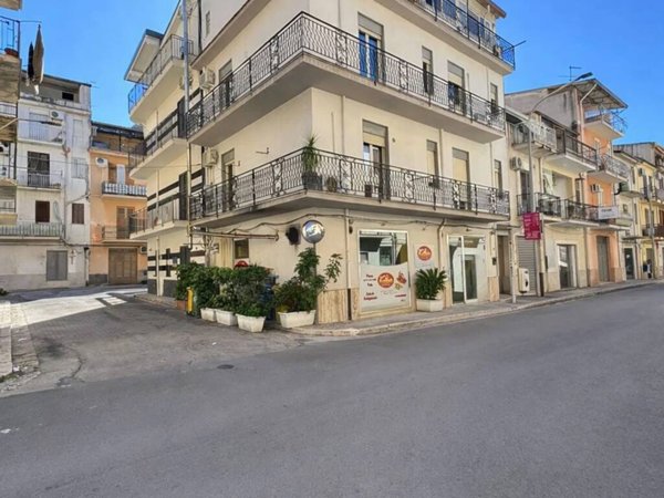 casa indipendente in vendita a Partinico