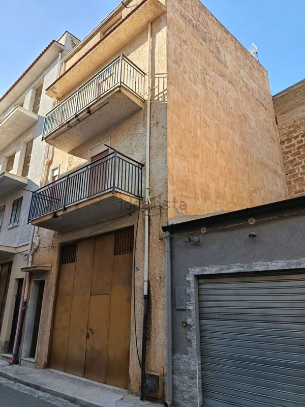 casa semindipendente in vendita a Partinico