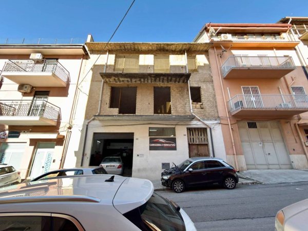 casa indipendente in vendita a Partinico