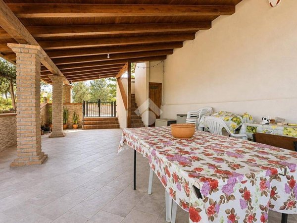 casa indipendente in vendita a Partinico