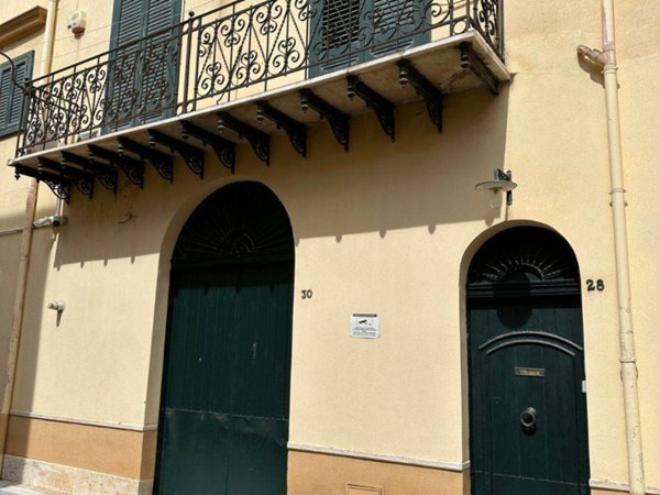 casa indipendente in vendita a Partinico