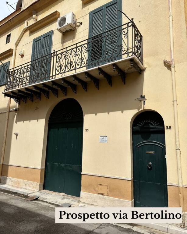casa indipendente in vendita a Partinico