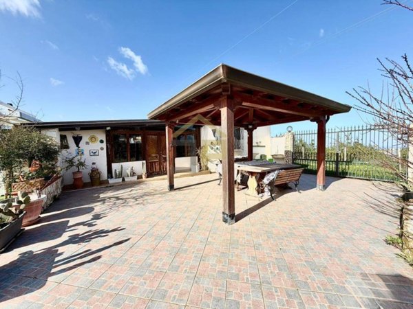 casa indipendente in vendita a Partinico