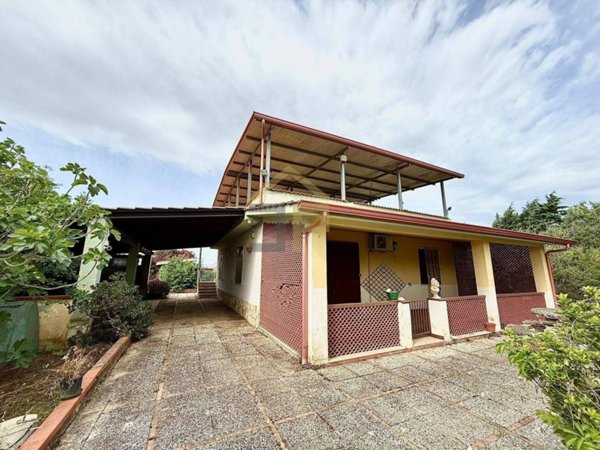 casa indipendente in vendita a Partinico