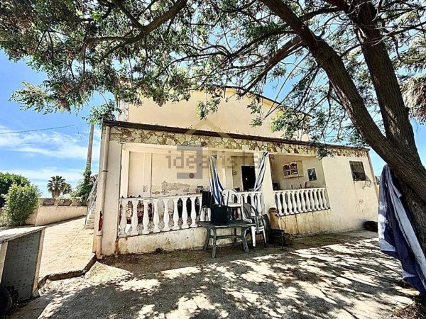 casa indipendente in vendita a Partinico