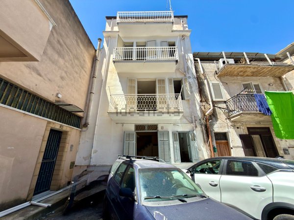 casa indipendente in vendita a Partinico