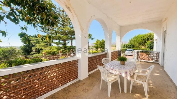 casa indipendente in vendita a Partinico in zona Parrini