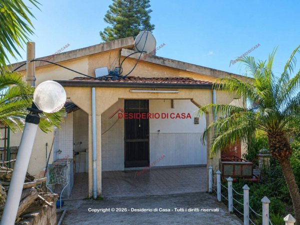 casa indipendente in vendita a Partinico