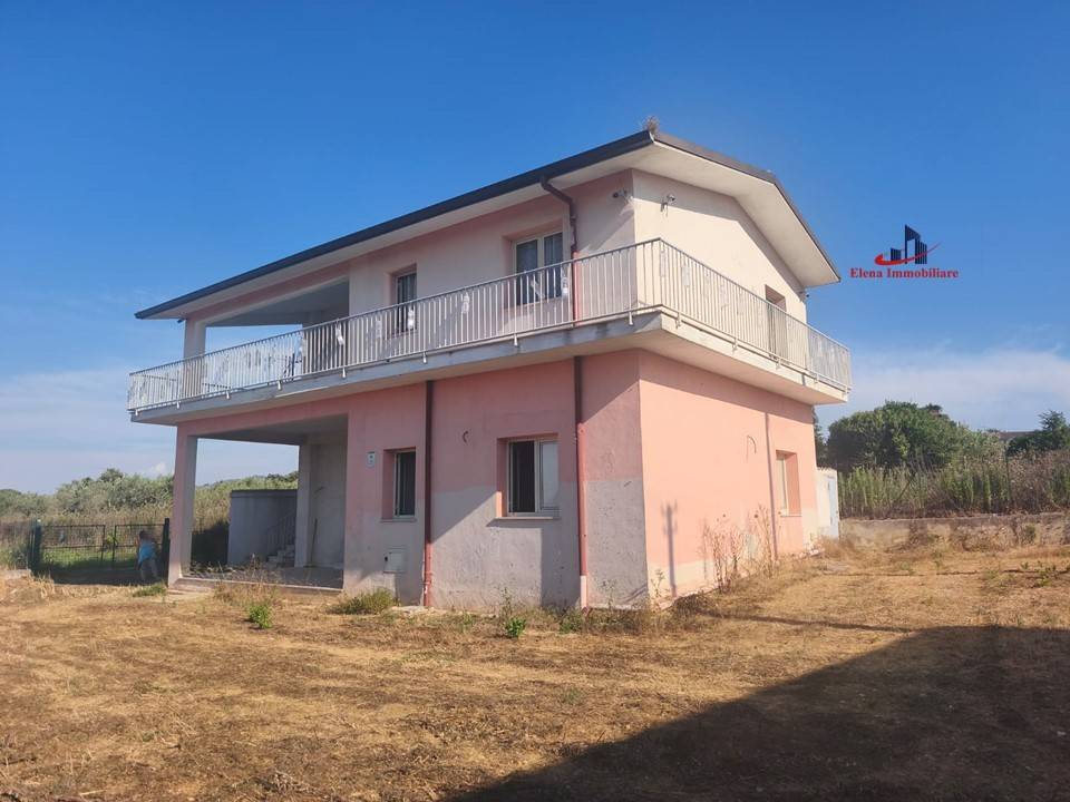 casa indipendente in vendita a Partinico in zona Parrini