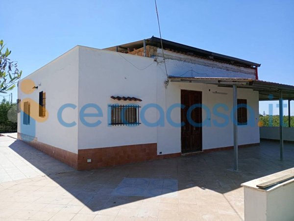 casa indipendente in vendita a Partinico in zona Parrini