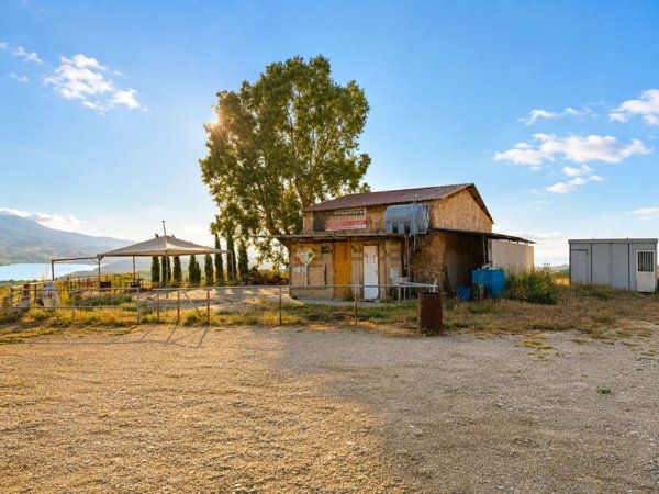 terreno in vendita a Partinico in zona Parrini
