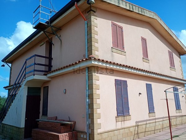 casa indipendente in vendita a Partinico in zona Parrini