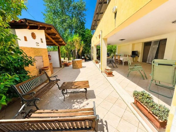 casa indipendente in vendita a Partinico