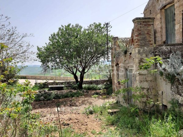 casa indipendente in vendita a Petralia Soprana in zona Cipampini
