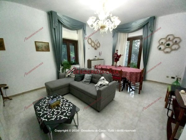 appartamento in vendita a Petralia Soprana