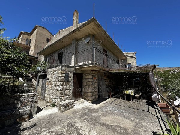 casa indipendente in vendita a Petralia Soprana in zona Raffo