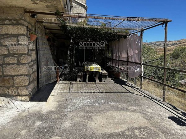 appartamento in vendita a Petralia Soprana in zona Raffo