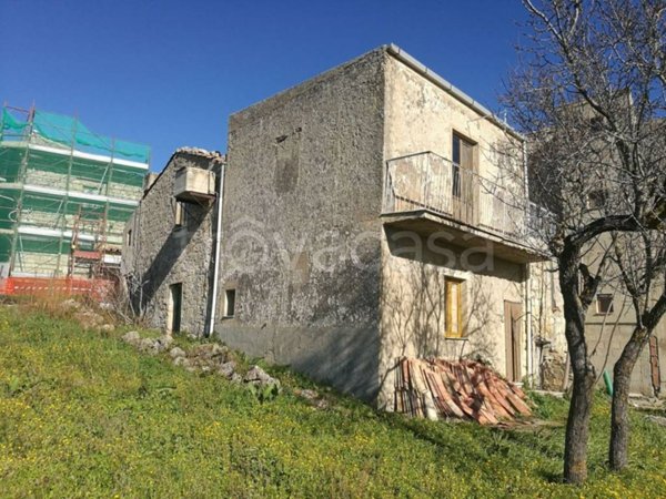 casa indipendente in vendita a Petralia Soprana