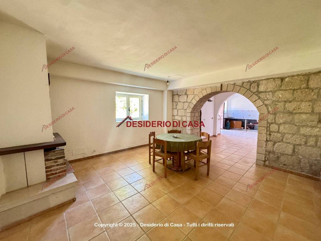 casa indipendente in vendita a Petralia Soprana