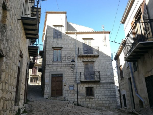casa indipendente in vendita a Petralia Soprana