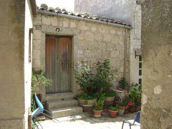 casa indipendente in vendita a Petralia Soprana