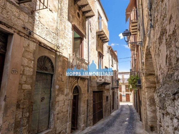intera palazzina in vendita a Petralia Soprana