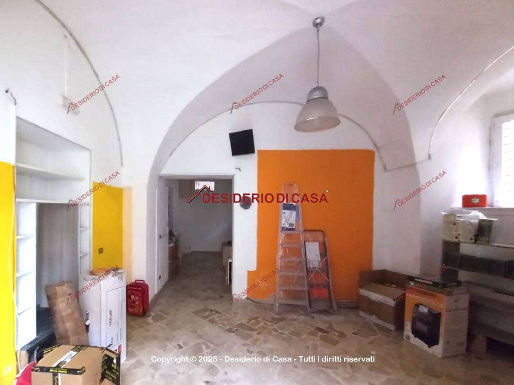negozio in vendita a Petralia Soprana