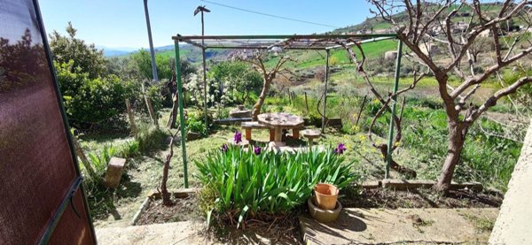 casa indipendente in vendita a Petralia Soprana in zona Fasanò