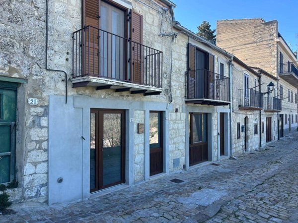 casa indipendente in vendita a Petralia Soprana