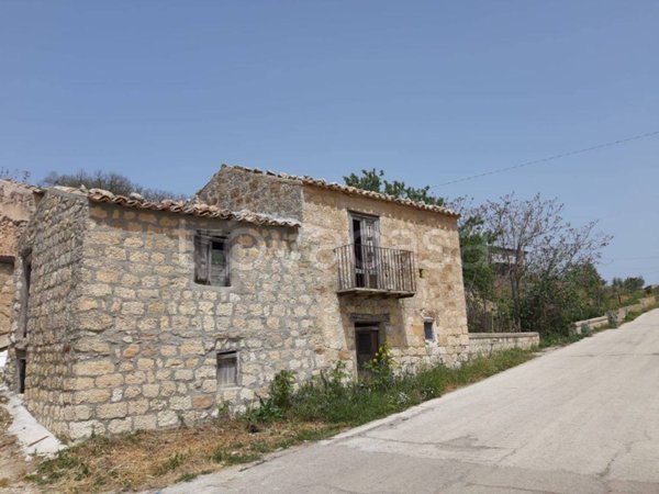 casa indipendente in vendita a Petralia Soprana in zona Cipampini