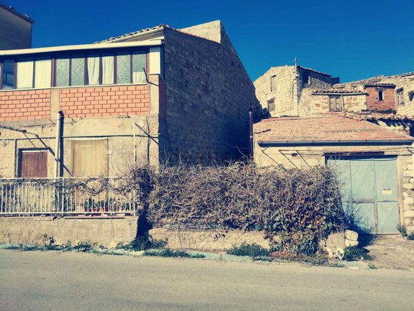 quadrivano in vendita a Petralia Soprana