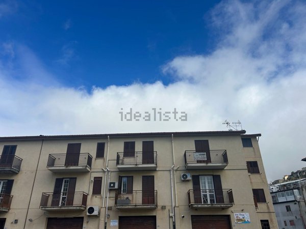 appartamento in vendita a Petralia Soprana in zona Madonnuzza