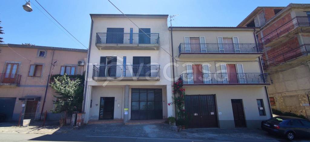 appartamento in vendita a Petralia Soprana in zona Fasanò