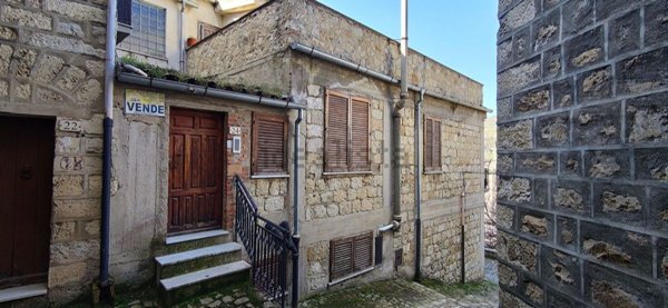 casa indipendente in vendita a Petralia Sottana