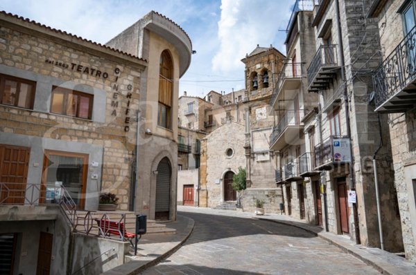 casa indipendente in vendita a Petralia Sottana in zona Piano Battaglia