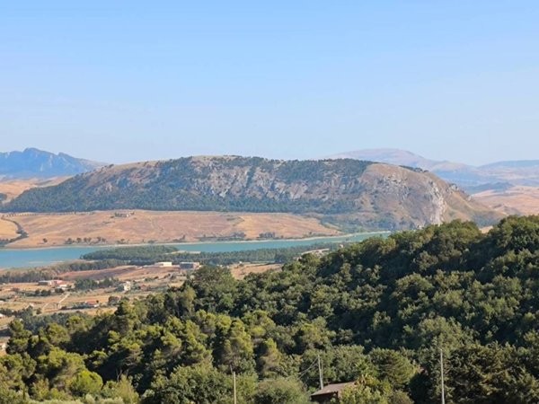 casa indipendente in vendita a Piana degli Albanesi