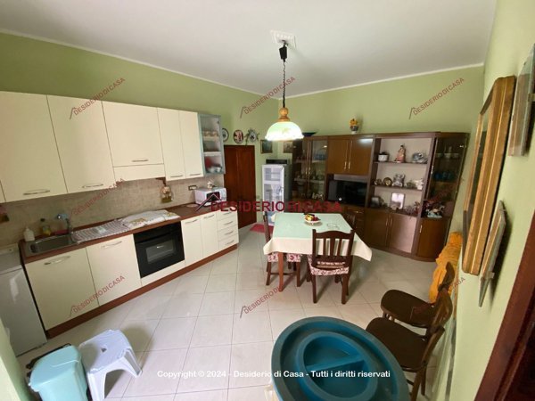 casa indipendente in vendita a Piana degli Albanesi